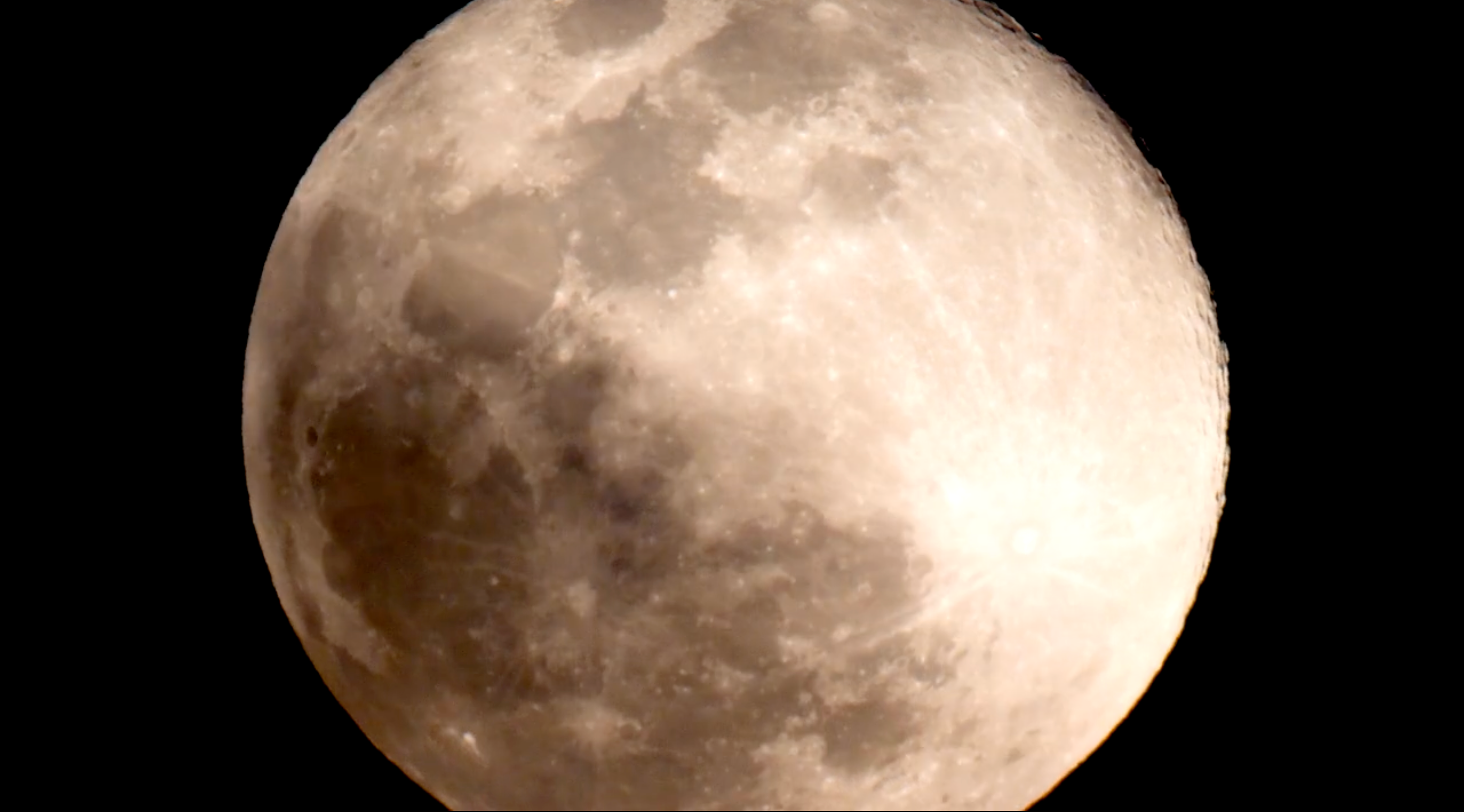 『赫月 moon』 张宝鹏| 300 块的镜头拍出来的月亮#moon #moonshot #longfocus